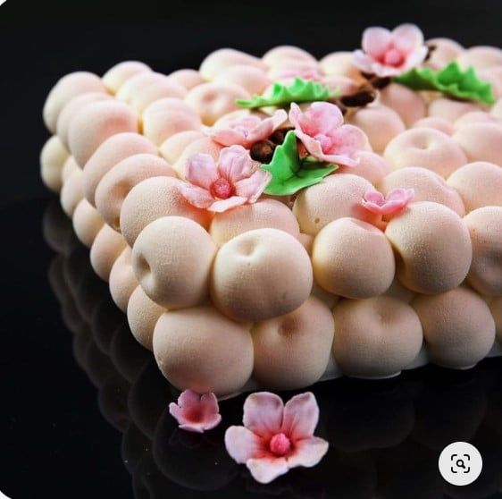 Khuôn silicon làm bánh mousse vuông to cherry 17cm ( SM885 ) còn 5 cái