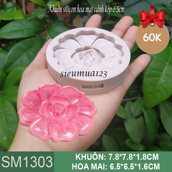 Khuôn silicon hoa mai cánh kép 6,5cm  ( SM1303 ) còn 1 cái
