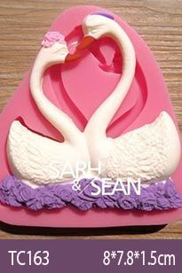Khuôn silicon 2 con thiên nga tình yêu 7,5cm làm rau câu ( TC163 ) khuôn hồng