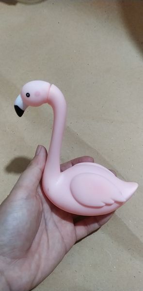 Hồng Hạc cánh thấp bằng nhựa trang trí bánh ( SM1528 )