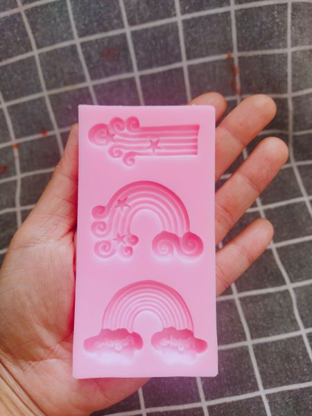 Khuôn silicon làm rau câu 3 cầu vồng 4,5cm ( TC109 )