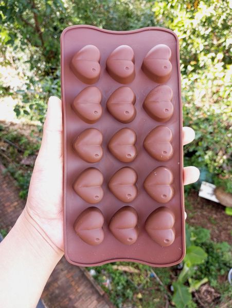 Khuôn silicon socola vỉ 15 trái tim lỗ 3cm ( SC40 )