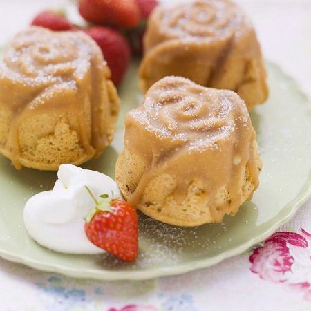 Khuôn silicon pudding 12 hoa hồng 5cm ( TC406 ) còn 1