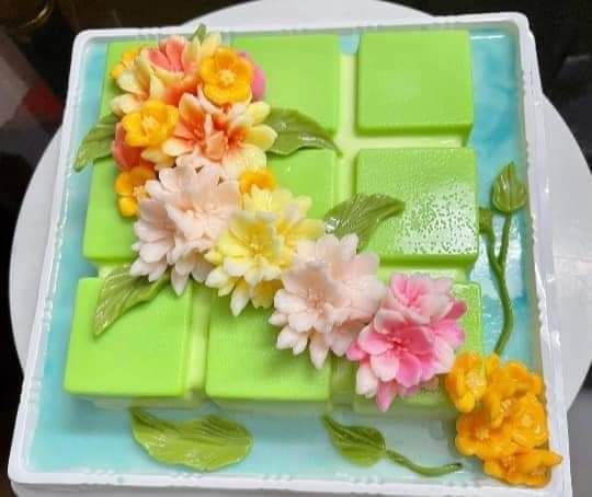 Khuôn silicon làm bánh mousse : Khuôn vuông bánh chưng ( SM181 ) còn 11 cái