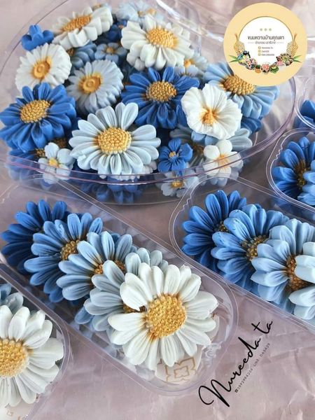 Khuôn silicon làm rau câu hoa cúc họa mi khuyết cánh 5,7cm ( SM1340 )