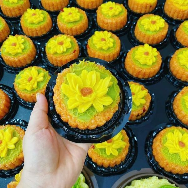 Khuôn silicon ép hoa sen nghiêng 6cm*5cm ( SM1816 )