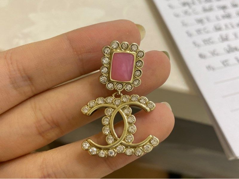  KT C chữ X ô vuông hồng 