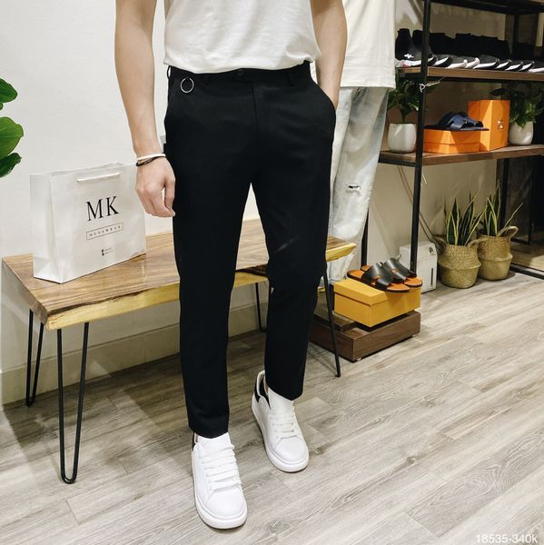  Quần âu cộc Đen Trơn Khuy Tròn 