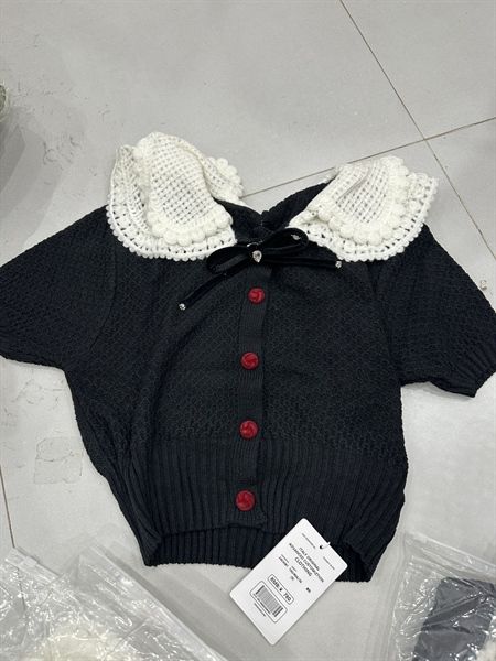  ANTN len cổ sen trằng cúc đỏ 