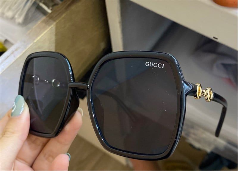  Kính râm Gucci 