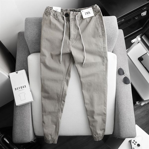  Quần Jogger Kaki Trơn 