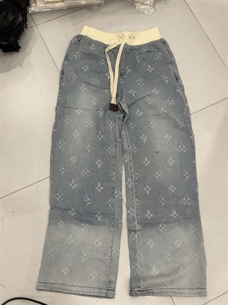  QD LV jean cạp trắng in ht 