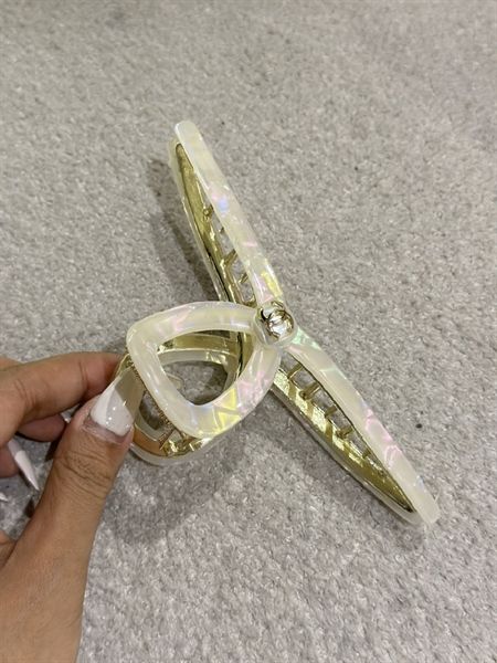  Kẹp C xà cừ viền vàng (*) 
