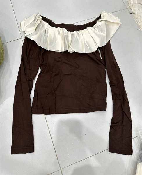  ADTN thun trễ vai cổ bèo trắng 