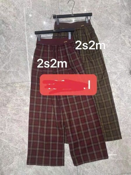  QD nỉ caro cạp chun đính chữ 