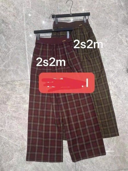  QD nỉ caro cạp chun đính chữ 