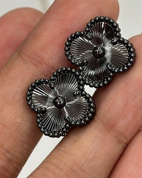  KT VCA chấm viền đen - Sz vừa 