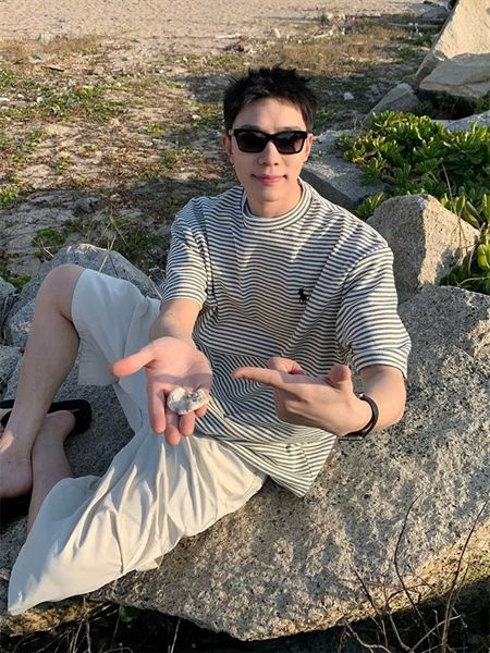  [ẢNH THẬT] Áo Phông Ngắn Tay Nam Nữ 70714 