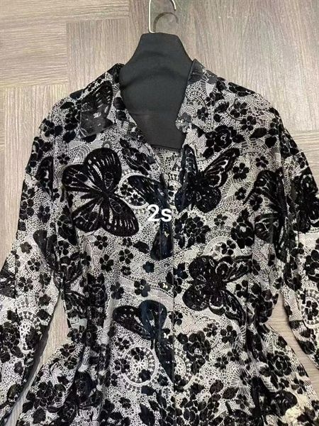  SMDTN ht bướm nhung cúc bướm vàng 