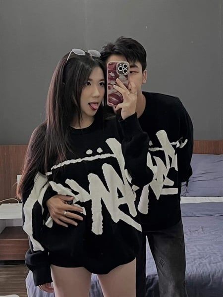  [ẢNH THẬT] Áo Len Đôi Nam Nữ Duy Nhất Màu Đen Chữ Trắng Stusy 