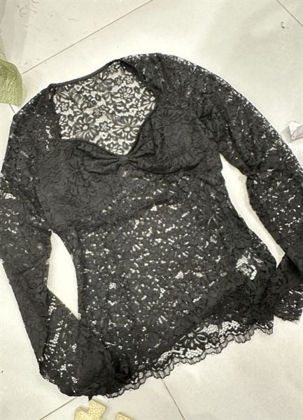  ADTN ten hoa dúm ngực 