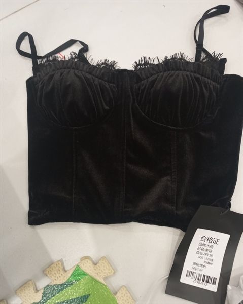  Áo bra nhung cúp xếp li ngực viền ren (2F138) 