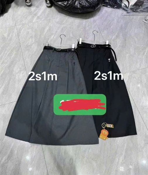  CVD D thêu ong kèm belt 