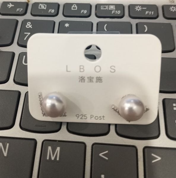  KT kim cương nụ ngọc V bạc (8K262) 