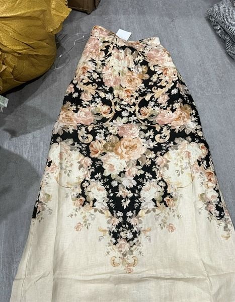  CVD Zim ht hoa màu xẻ sau 