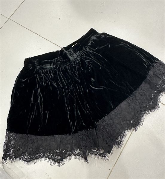  CVN nhung gấu ren lượn 