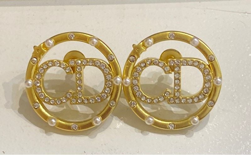  KT D tròn chấm ngọc cd đá bên trong 