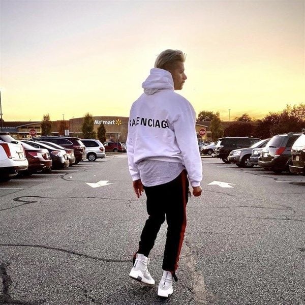 áo hoodie balenciaga chữ hồngTìm kiếm TikTok #35 áo hoodie balenciaga chữ hồngTìm kiếm TikTok