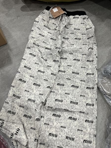  QD Miu nỉ ht chữ 