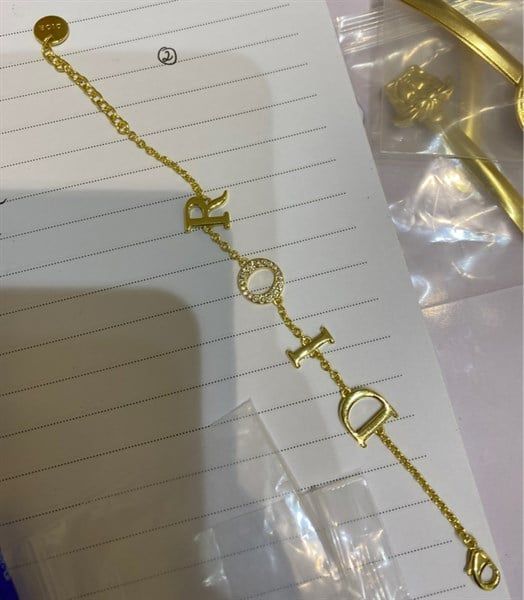  VT D dây vàng chữ dior 