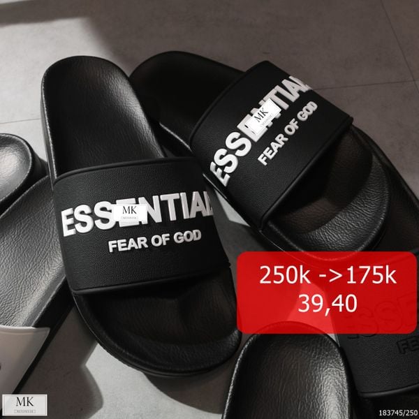  Dép Đen Logo Trắng 