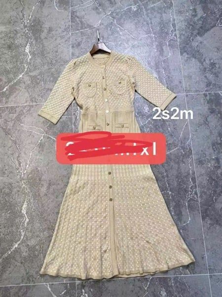  Váy len nhũ tay lỡ túi ngực cúc S 