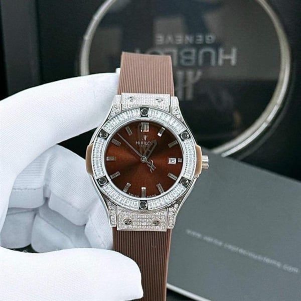  Đồng hồ Hublot 2 viền đá ( k hộp) 