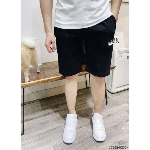  Quần Short Das Đen Basic Kẻ Sọc Trắng 
