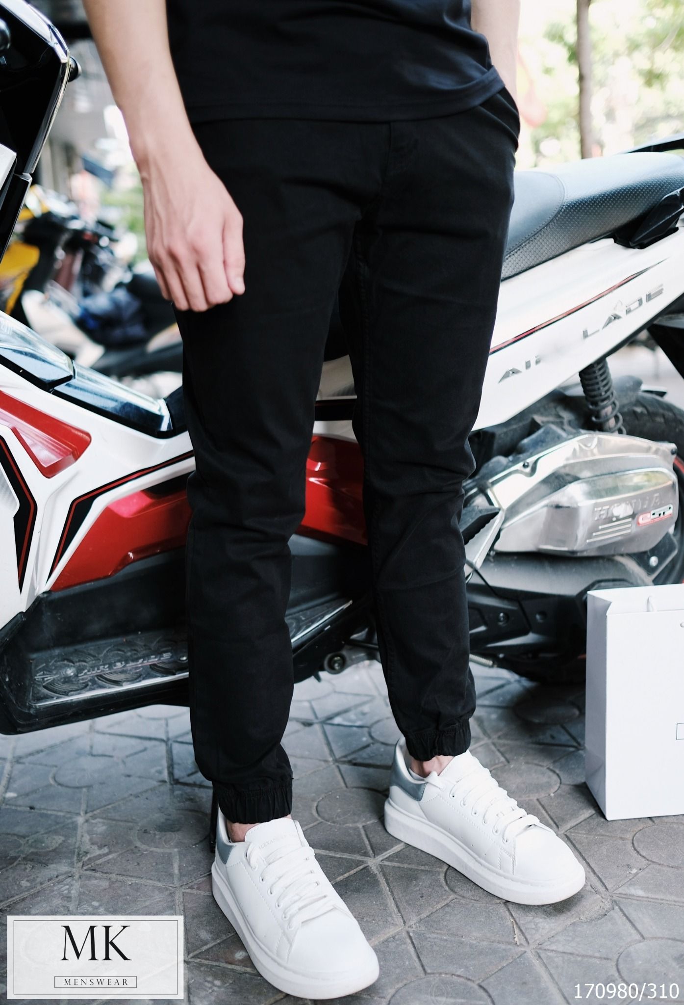  Quần Jogger Kaki Trơn 