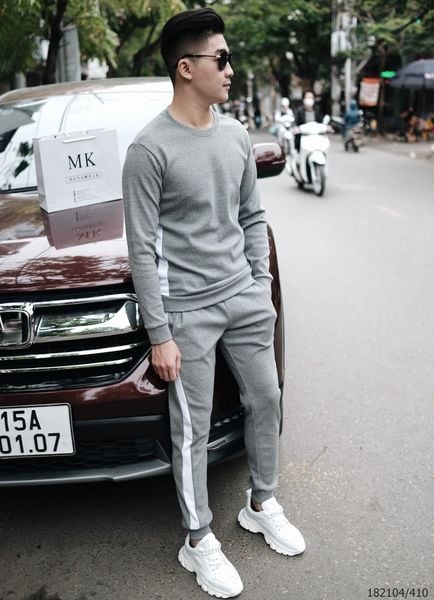  Bộ Nỉ Trơn Phối Kẻ Sọc Kiểu Dáng Basic Nam 