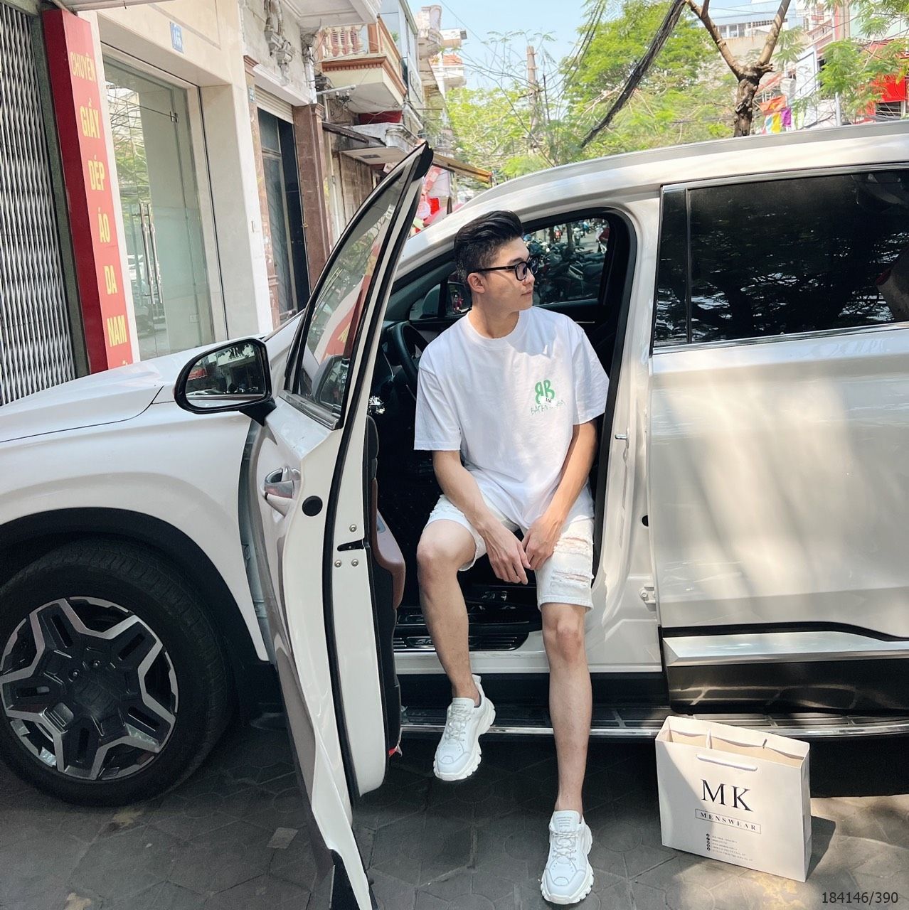  [ẢNH THẬT] Quần Short Jean Rách Màu Đen/Trắng Basic Dáng Hàn 