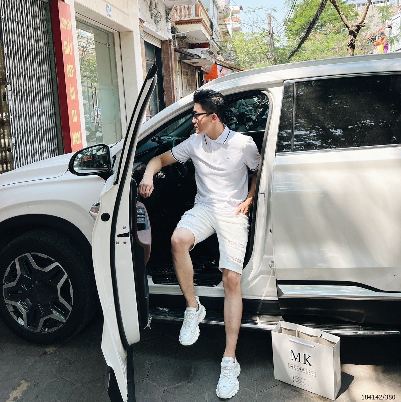  [ẢNH THẬT] Áo Phông Polo Cổ Bẻ Nam Nữ Trang Trí Logo Ngực Hình Ong 