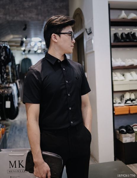  [ẢNH THẬT] Áo Sơ Mi Nam Màu Đen Ngắn Tay Logo Ngực 