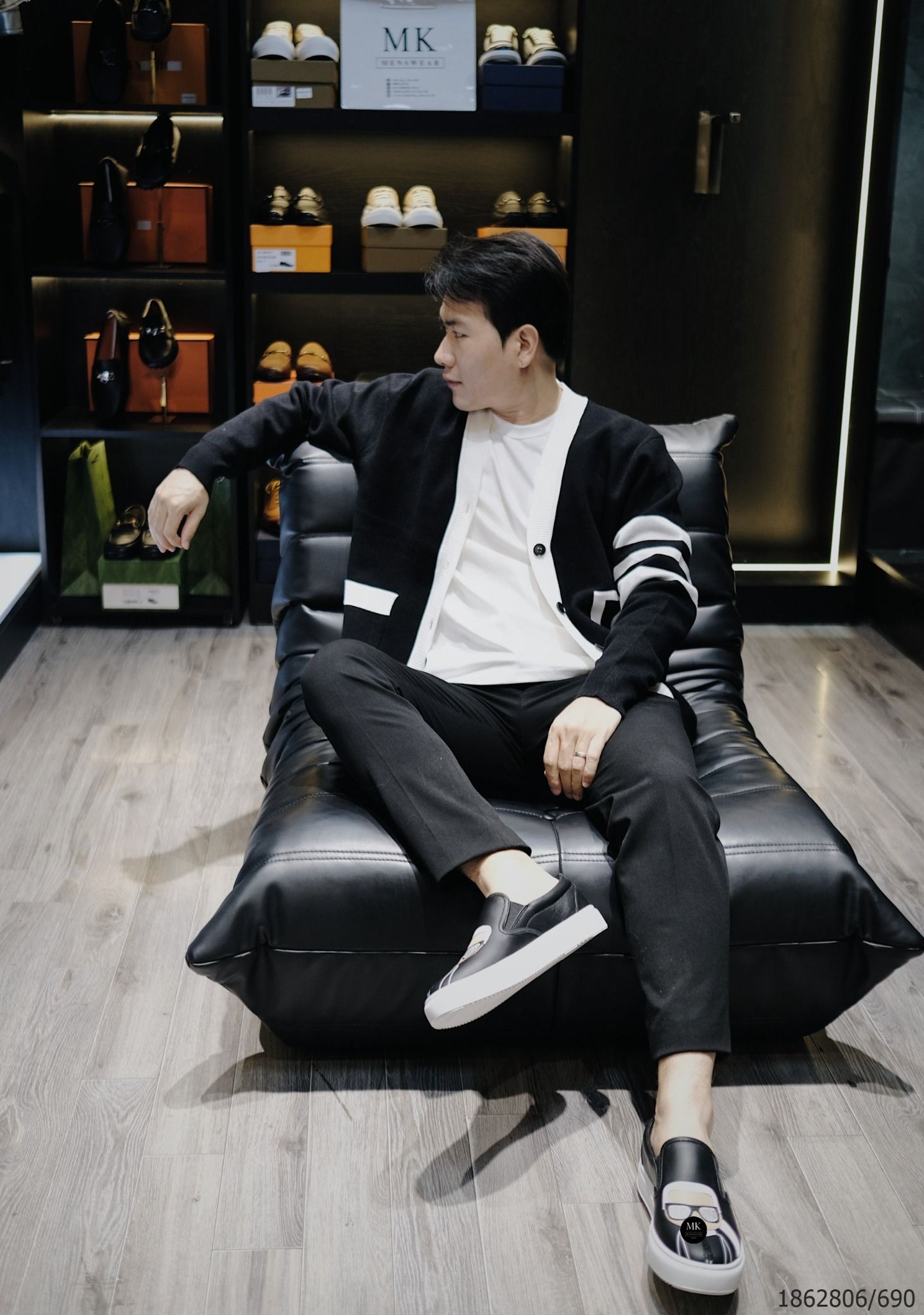  [ẢNH THẬT] Áo Khoác Cardigan Nam Nữ Màu Đen Phối Logo 