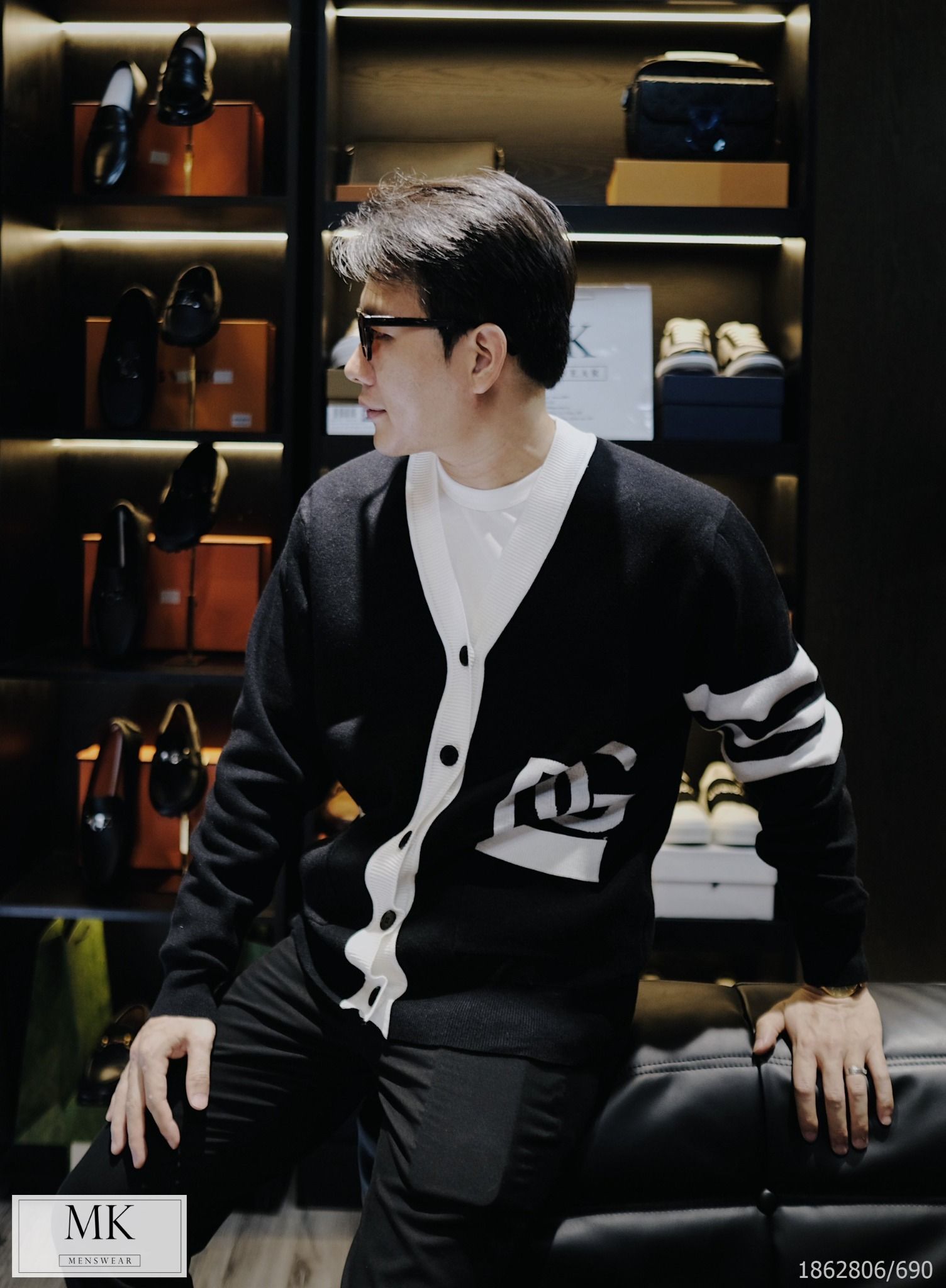  [ẢNH THẬT] Áo Khoác Cardigan Nam Nữ Màu Đen Phối Logo 