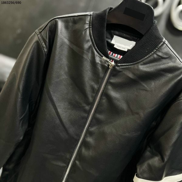  [ẢNH THẬT] Áo Khoác Bomber Da Nam Nữ Duy Nhất Màu Đen Kẻ Sọc Tay 