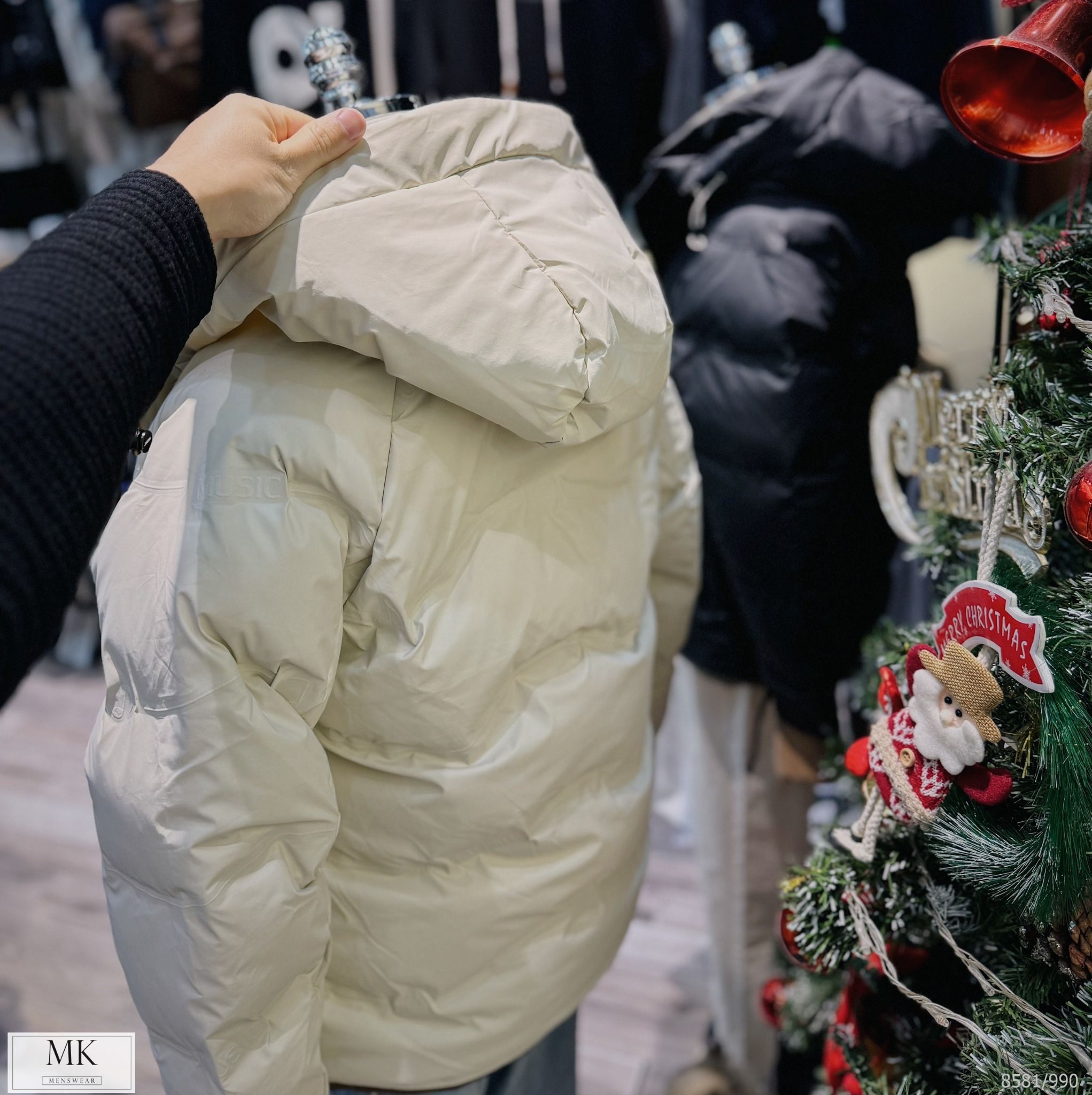  [ẢNH THẬT] Áo Khoác Phao Nam Nữ 2 Màu Đen/Be Lông Vũ Siêu Ấm 8581 