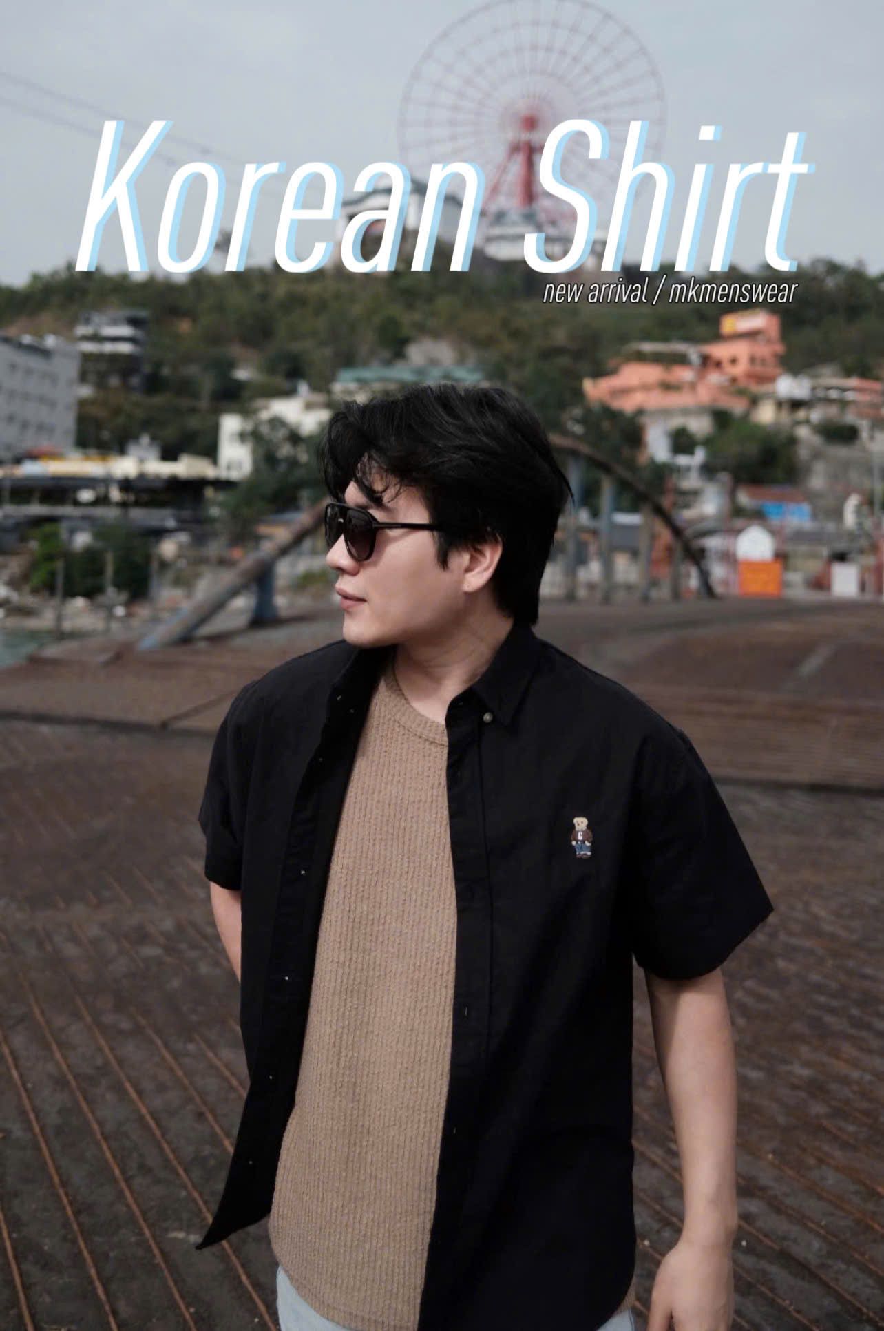  [ẢNH THẬT] Sơ Mi Ngắn Tay Nam Nữ Trơn Thêu Gấu 2620 