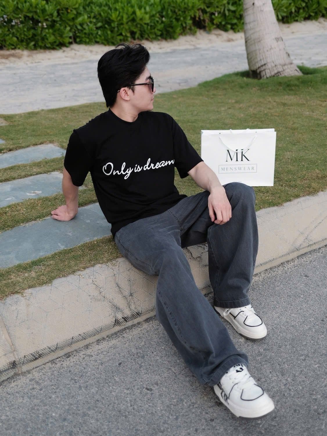  [ẢNH THẬT] Áo Phông Ngắn Tay Nam Nữ Thêu Chữ Only Is Dream 5871 