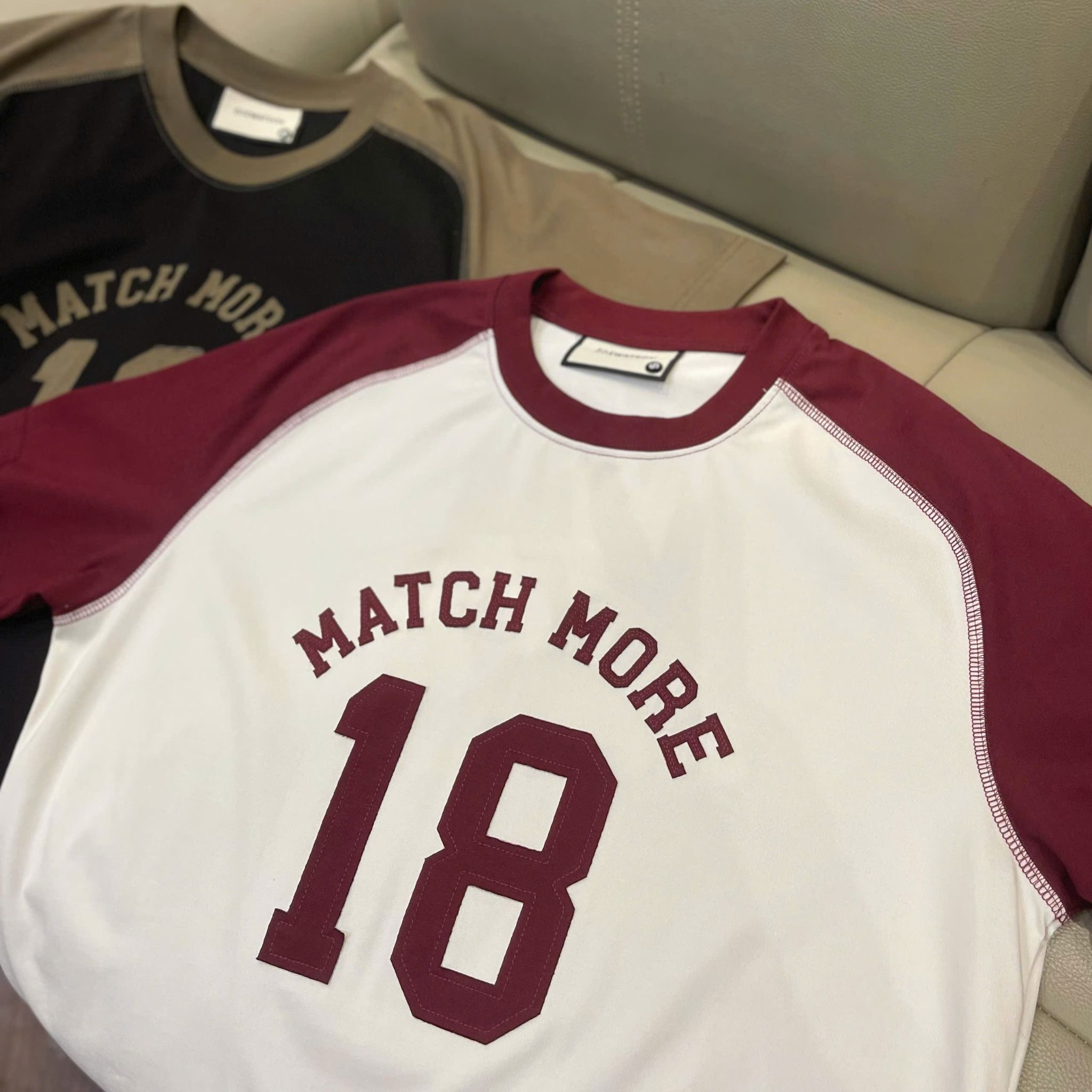  [ẢNH THẬT] Áo Phông Ngắn Tay Nam Nữ Cải Tay Thêu Chữ 5377 